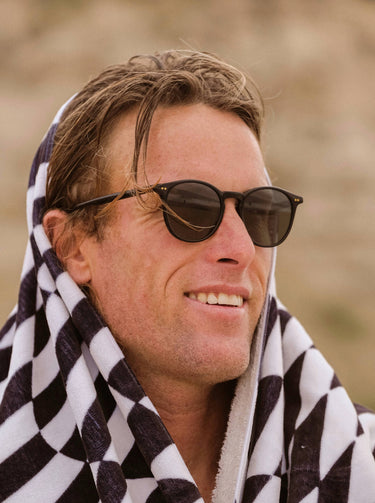 BASQ-Recycled Black / Green Polarized-50