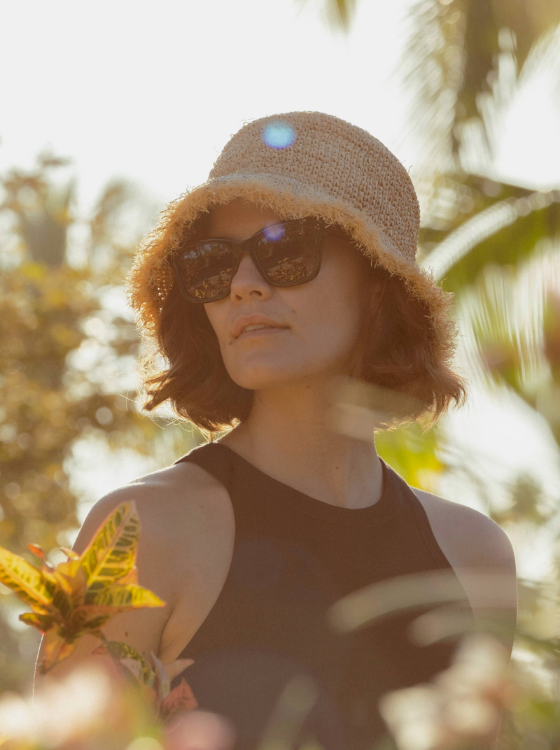RAEN Breya Sunglasses in Swim / Smoke Gradient display picture 1