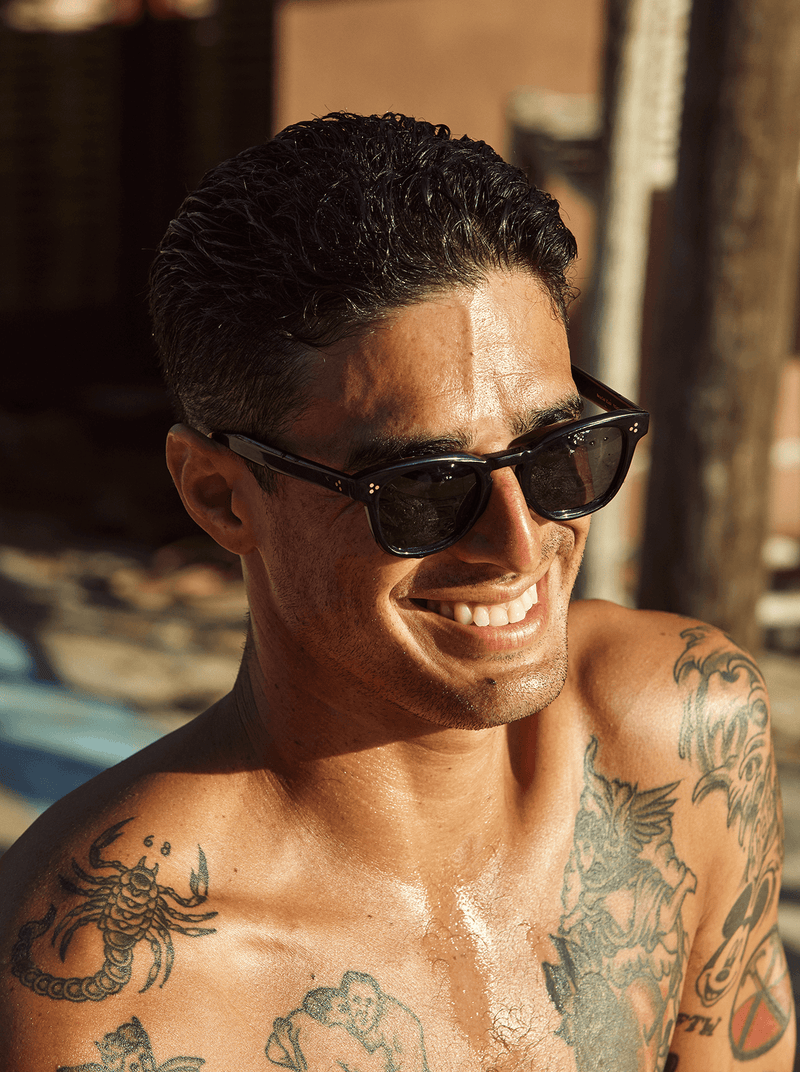 RAEN Squire Sunglasses in Recycled Black / Green Polarized RAEN Squire Sunglasses in Recycled Black / Green Polarized